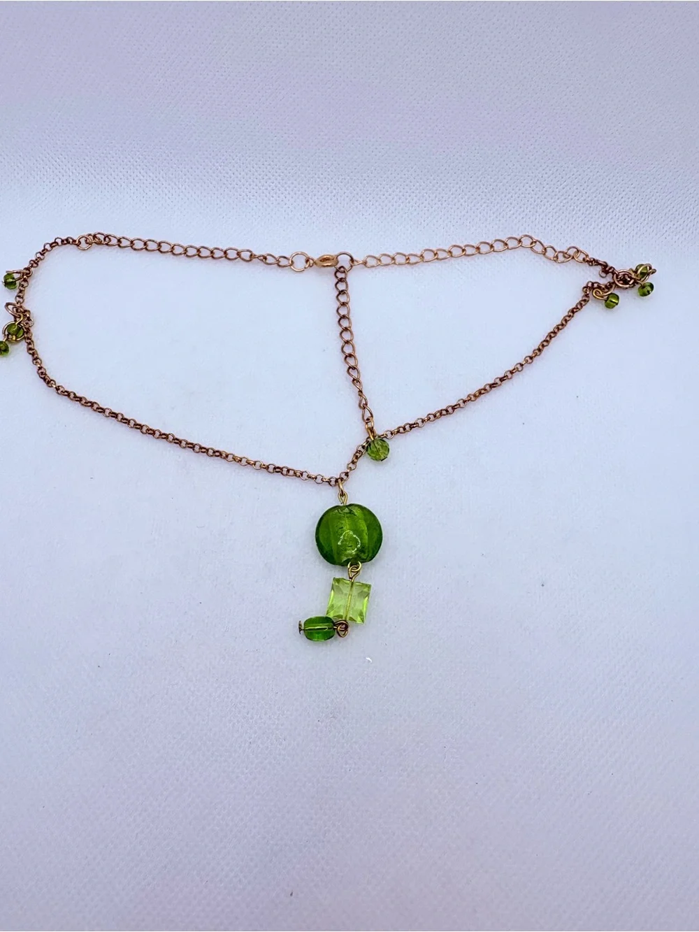 Vintage Retro Green Glass Beaded Charm Chain Necklace Goldtone 18-20”